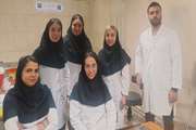 ارائه خدمات سلامت به مراجعین در ساختمان مرکزی دانشگاه علوم پزشکی تهران توسط آزمایشگاه دارالفنون به مناسبت هفته سلامت
