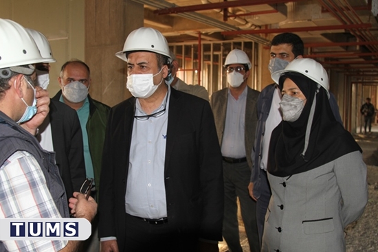 بازدید رییس دانشگاه به همراه نماینده دوره یازدهم مجلس شورای اسلامی و مدیر شبکه بهداشت و درمان از روند ساخت پروژه بیمارستان ۴۰۰ ت 