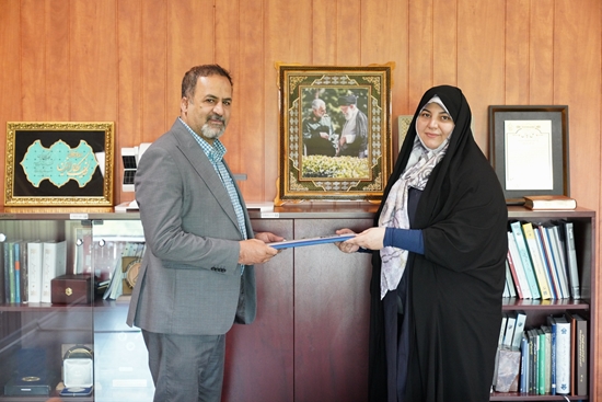 دکتر قناعتی,دکتر مهدیه السادات موسوی,