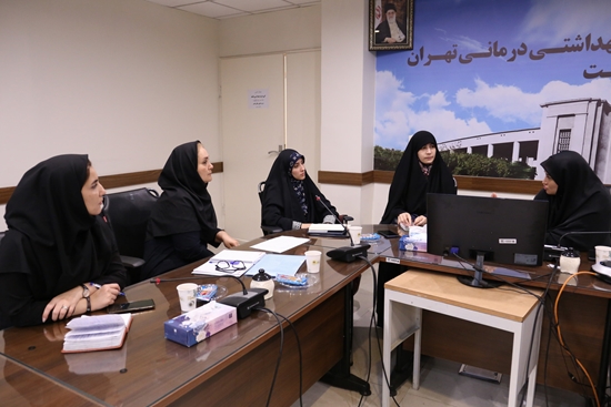 نشست مشترک اعضاء گروه جهادی پیشگیری از سقط و حمایت مادران باردار حسنا با کارشناسان گروه جوانی جمعیت و سلامت خانواده